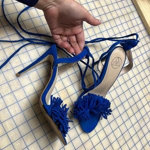 Steve Madden Franceli Fringe Heel Sandal in royal cobalt blue 9
